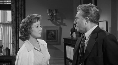 伤心泪尽话当年剧照的剧照