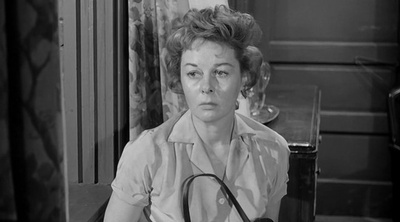 伤心泪尽话当年剧照的剧照