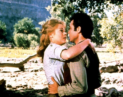 狼城脂粉侠剧照的剧照