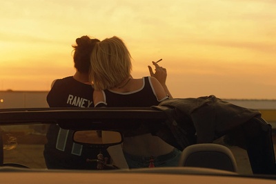 雌雌大盗剧照的剧照