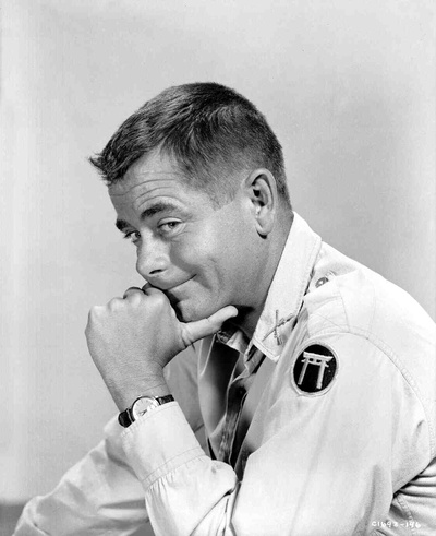 秋月茶室剧照的剧照