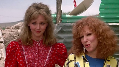 悍妞万里追剧照的剧照