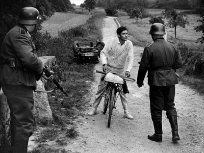 巴黎战火剧照的剧照