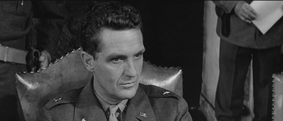 巴黎战火剧照的剧照