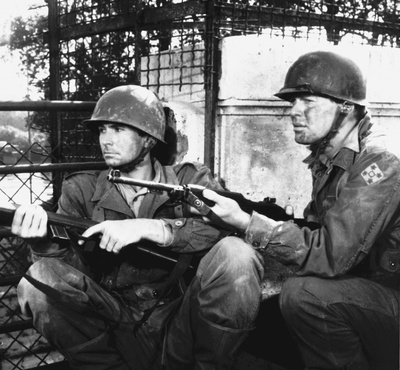 巴黎战火剧照的剧照