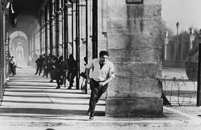 巴黎战火剧照的剧照