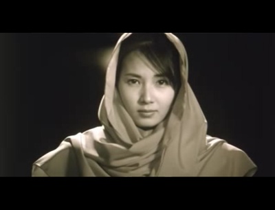 红眼镜剧照的剧照