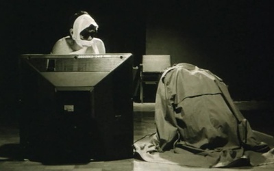 红眼镜剧照的剧照