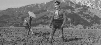 越后筒石亲不知剧照的剧照