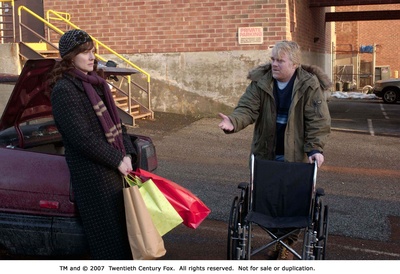 萨维奇一家剧照的剧照