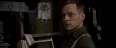 抵抗剧照的剧照