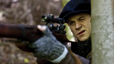 抵抗剧照的剧照