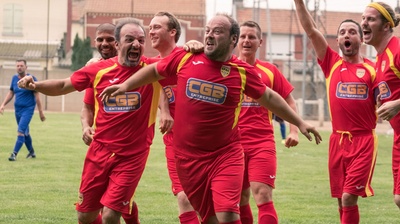 热血狂花剧照的剧照