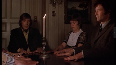 墓地鬼话剧照的剧照