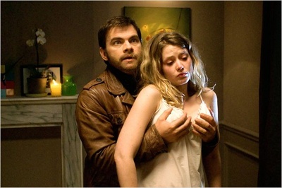 保护和服务剧照的剧照