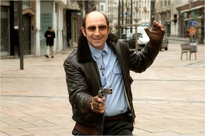 保护和服务剧照的剧照