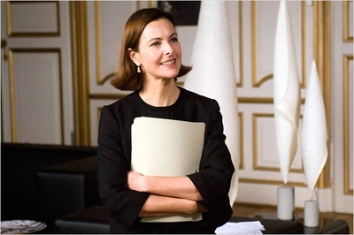 保护和服务剧照的剧照