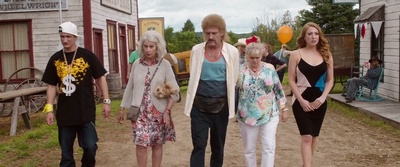 杜什一家2剧照的剧照