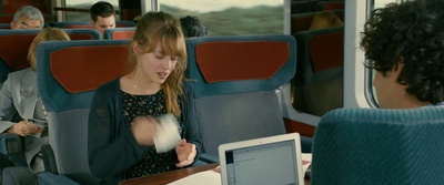 相拥一家亲剧照的剧照