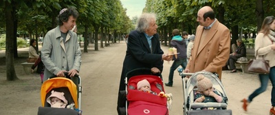 相拥一家亲剧照的剧照