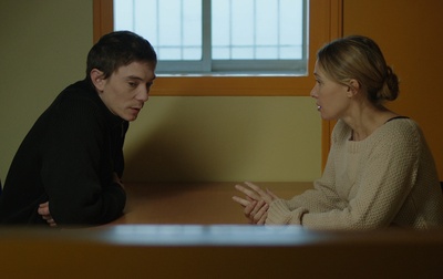 匍匐前进剧照的剧照