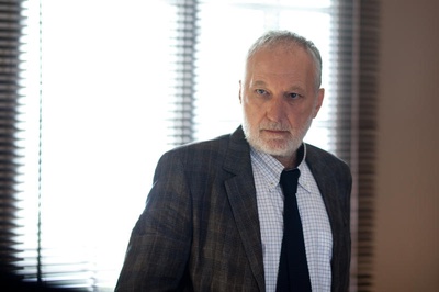 绝非正义剧照的剧照