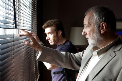 绝非正义剧照的剧照