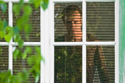 绝非正义剧照的剧照