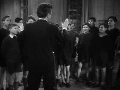 一笼夜莺剧照的剧照