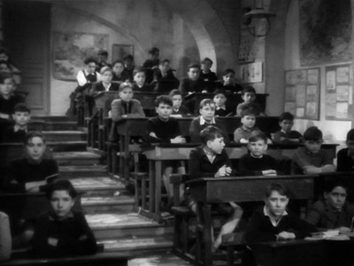 一笼夜莺剧照的剧照