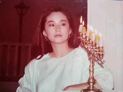 幽兰在雨中剧照的剧照