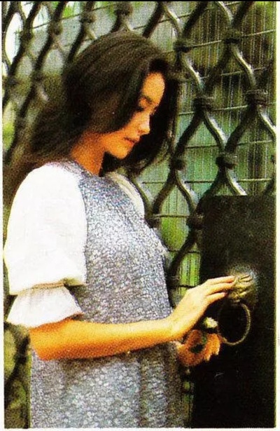 幽兰在雨中剧照的剧照