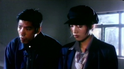 95陀枪女警剧照的剧照