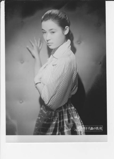 四十八岁的抵抗剧照的剧照