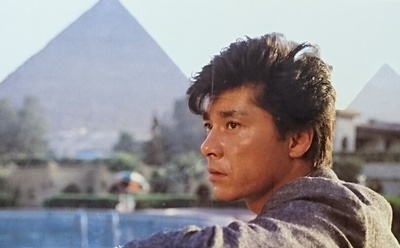 伤痕累累的勋章剧照的剧照