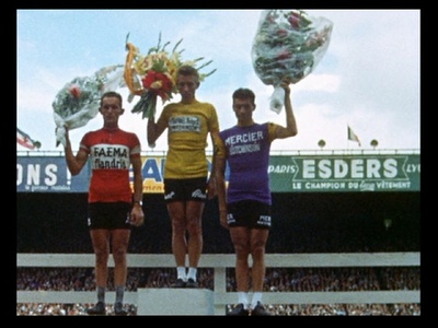 环法万岁剧照的剧照