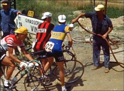 环法万岁剧照的剧照