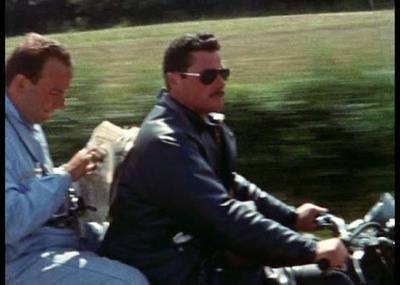 环法万岁剧照的剧照