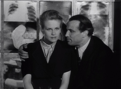 凶手就在我们中间剧照的剧照