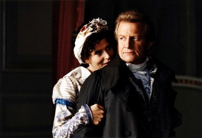 夏蓓尔上校剧照的剧照