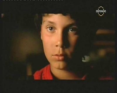 异国寻母剧照的剧照