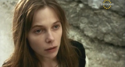 异国寻母剧照的剧照