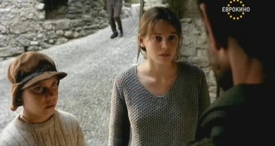 异国寻母剧照的剧照