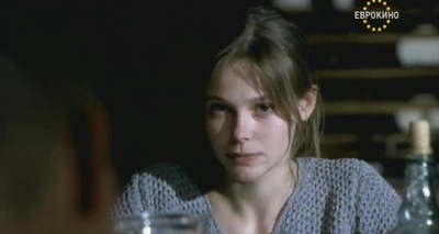 异国寻母剧照的剧照