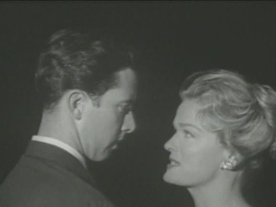 地球上最后一个女人剧照的剧照