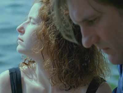 悲哀于我剧照的剧照