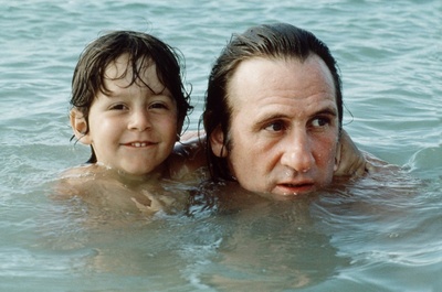 难为了爸爸剧照的剧照