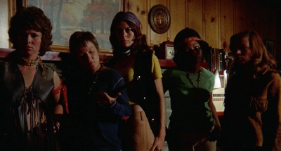 逃犯女孩剧照的剧照