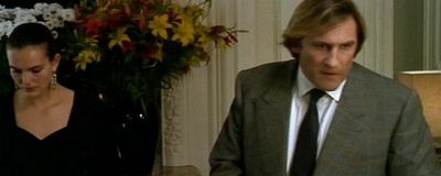 你不配她剧照的剧照