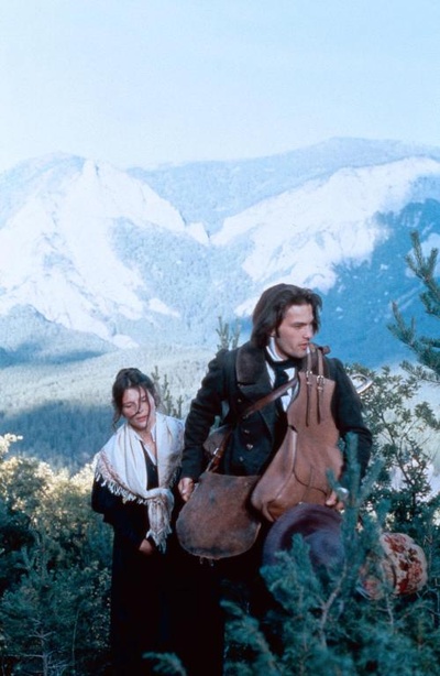 屋顶上的轻骑兵剧照的剧照